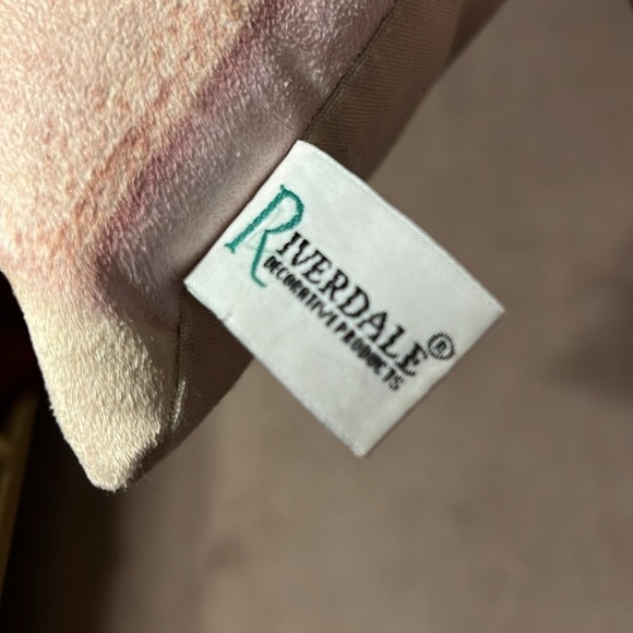 Pillow for Mom. 14” Square. - Picture 7 of 9